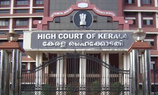 ഗര്ഭസ്ഥ ശിശു തന്റേതല്ലെന്ന് ഭര്ത്താവ്; ഗര്ഭഛിദ്രത്തിന് അനുമതി തേടി യുവതി ഹൈക്കോടതിയില്