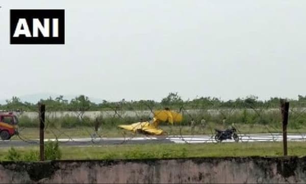 ഒഡീഷയില് പരിശീലന വിമാനം തകര്ന്നു വീണു: രണ്ടു മരണം