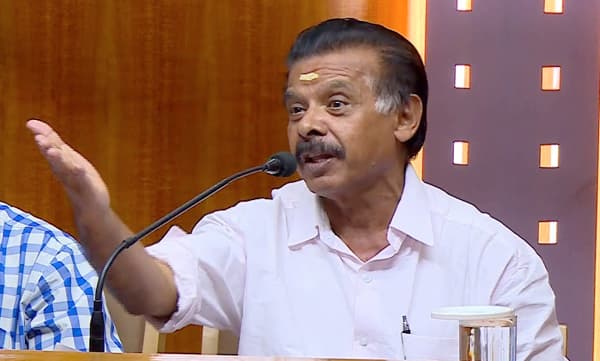തിരുവിതാംകൂർ ദേവസ്വം ബോർഡിലെ വിളക്കുകളും ഓട്ടുപാത്രങ്ങളും തൂക്കി വിൽക്കുന്നതിന് ഹൈക്കോടതി നിരീക്ഷണം വേണം: പ്രയാർ ഗോപാലകൃഷ്ണൻ