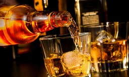 മിതമായ മദ്യപാനം മുതിര്ന്നവരുടെ തലച്ചോറിന്റെ പ്രവര്ത്തനം സുരക്ഷിതമാക്കും...!