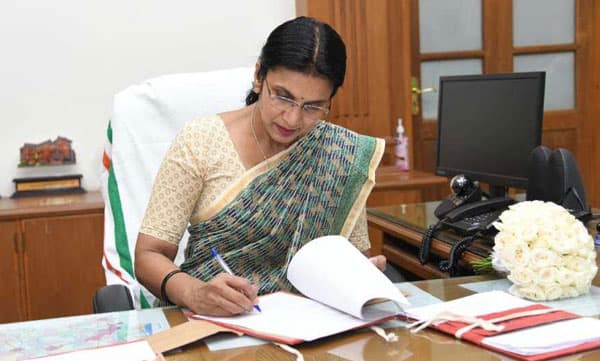 കോട്ടയം ജില്ലാ കളക്ടറുടെ കോവിഡ് പരിശോധനാ ഫലം നെഗറ്റീവ്