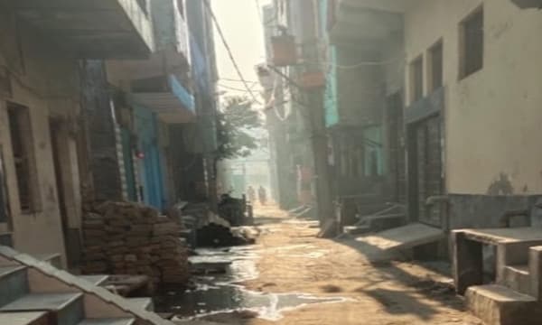 20 ലക്ഷത്തിന് വാങ്ങിയ വീട് 12 ലക്ഷത്തിന് കൊടുക്കുന്നു ; ഡല്ഹി കലാപത്തിന് ശേഷം മുസ്ലിങ്ങള് ഡല്ഹിനഗരം വിട്ടുപോകുന്നു