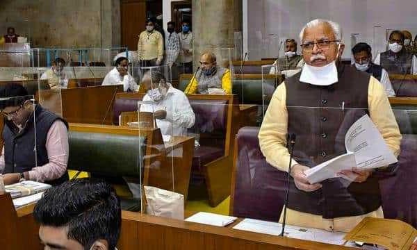 ഹരിയാനയില് സ്വകാര്യ മേഖലയില് നാട്ടുകാര്ക്ക് 75% തൊഴില് സംവരണം; ഫാക്ടറികളിലും മറ്റും സംസ്ഥാനത്തെ ആള്ക്കാര് മതി