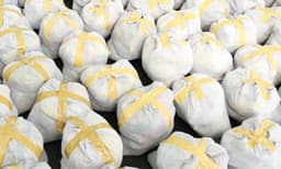 പ്രതിമാസക്കിറ്റിന്റെ സഞ്ചിയിലും കോടികളുടെ തട്ടിപ്പ്! ഒരുകോടി സഞ്ചിക്ക് ഉന്നതന് ഒന്നരക്കോടി കമ്മീഷന് ; കുടുംബശ്രീയെ മറയാക്കി ഇടനിലക്കാര് തട്ടുന്നത് ആറരക്കോടി രൂപ