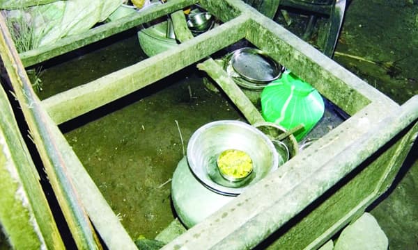 കണ്ണു തുറപ്പിക്കുമോ, ഈ കാഴ്ചകള്...? ക്രൂരത വൃദ്ധമാതാപിതാക്കളോട്! ആഴ്ചകളോളം പൂട്ടിയിട്ടു, വൃദ്ധന് പട്ടിണികിടന്നു മരിച്ചു