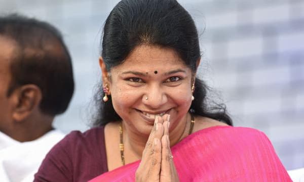 കോണ്ഗ്രസിന് സീറ്റ് കുറച്ച് കൊടുത്തത് ബിജെപി ഭരണം അട്ടിമറിക്കാതിരിക്കാന് ; ഡിഎംകെ നേതാവ് കനിമൊഴി