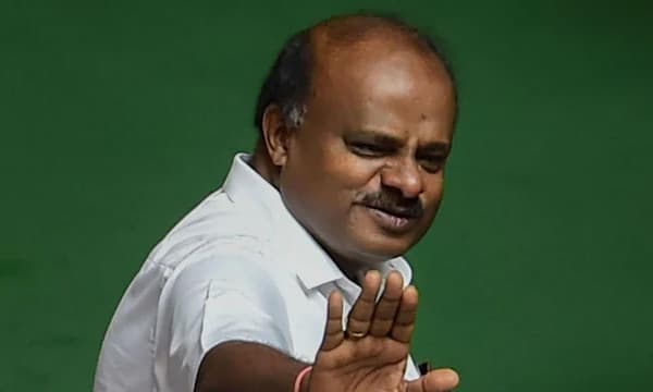 ഉപതെരഞ്ഞെടുപ്പില് സ്ഥാനാര്ത്ഥിയെ നിര്ത്താന് ബിജെപിയില് നിന്നും 10 കോടി വാങ്ങി; കുമാരസ്വാമിക്കെതിരേ ആരോപണം
