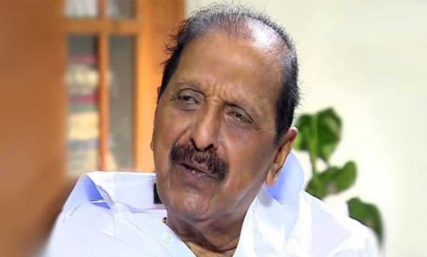 ആർ. ബാലകൃഷ്ണപിള്ള അന്തരിച്ചു