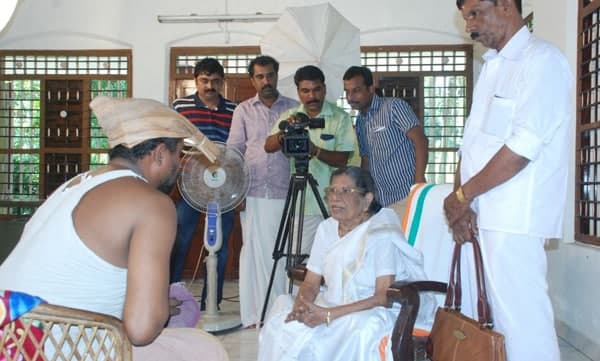 'ഗൗരിയമ്മ' യുവസംവിധായകൻ്റെ കവിത വൈറലാകുന്നു