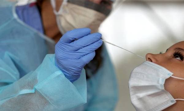 രാജ്യത്തെ രോഗ വ്യാപനത്തിൽ നേരിയ കുറവ്; ഗ്രാമീണ മേഖലയിലെ വീടുകളിലെത്തി പരിശോധിക്കാൻ കേന്ദ്ര നിർദ്ദേശം