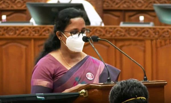 സ്പീക്കറുടെ കസേര ചവിട്ടിത്തെറിപ്പിച്ചവരാണോ സത്യപ്രതിജ്ഞാ ലംഘനം ഉന്നയിക്കുന്നത്: കെ.കെ രമ