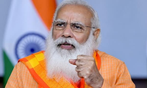 കേരളത്തില് നിന്നും ബംഗാളില് നിന്നും പഠിക്കണം ; കോവിഡ് മൂന്നാം തരംഗത്തിന് ഒരുങ്ങുമ്പോള് ; യു.പി. തെരഞ്ഞെടുപ്പിനായി തല പുകച്ച് ബിജെപി
