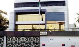 യുഎഇ കോണ്സുലേറ്റിലെ കരാര് ജീവനക്കാരെ ഒഴിവാക്കി: ഇനി നിയമനം വിദേശകാര്യമന്ത്രാലയം വഴി