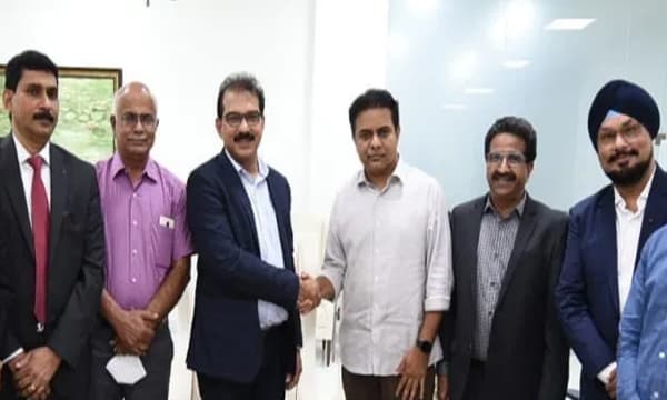 എങ്ങിനെയും കിറ്റെക്സിനെ പിടിക്കണം ; തെലുങ്കാന മുമ്പോട്ട് വെച്ചത് സൗജന്യഭൂമിയും സ്റ്റാംപ് ഡ്യൂട്ടിയും ഉള്പ്പെടെ അനേകം വാഗ്ദാനങ്ങള്