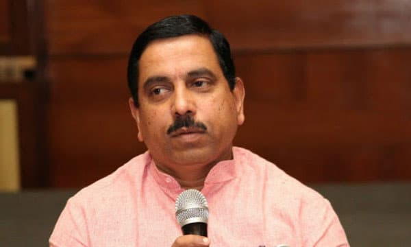 പെഗാസസ് ഫോണ് ചോര്ത്തലൊക്കെ എന്ത് ? ഇന്ത്യയിലെ ജനങ്ങളെ നേരിട്ട് ബാധിക്കുന്ന അനേകം കാര്യങ്ങളുണ്ടെന്ന് പ്രഹ്ലാദ് ജോഷി