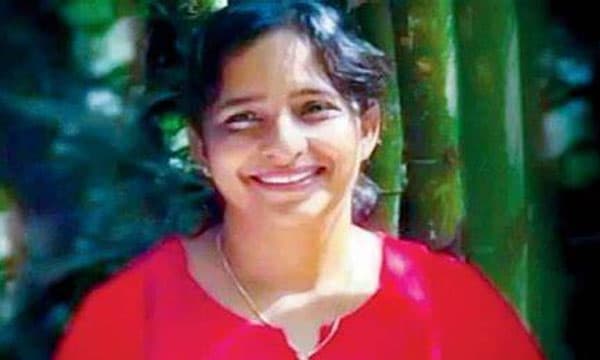 ക്രൂര കൊലപാതകങ്ങള് നടത്തിയ ആള്ക്കൊപ്പം കഴിയാനാകില്ല; കൂടത്തായി ജോളി ജോസഫില് നിന്ന് വിവാഹമോചനം തേടി ഭര്ത്താവ് ഷാജു