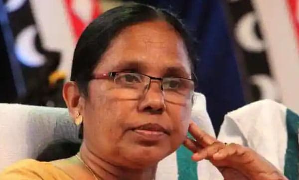 വളരെ വേഗം പ്രതിരോധം ഒരുക്കിയാല് നിപ വ്യാപനം തടയാം: വീണ്ടും വരാനുള്ള സാധ്യത വിദഗ്ധര് നേരത്തെ ചൂണ്ടിക്കാണിച്ചിരുന്നുവെന്നും കെ. കെ ശൈലജ