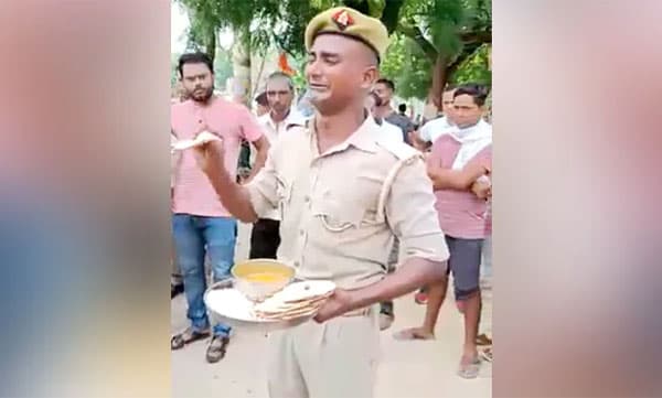 'മൃഗങ്ങള് പോലും തിന്നില്ല ഇത്'; മെസ്സിലെ ഭക്ഷണത്തിന്റെ ശോചനീയാവസ്ഥ നാട്ടുകാരെ കാണിച്ച് യു.പി പോലീസ് ഓഫീസര്