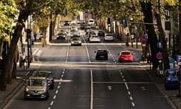 ‘ഇടതുവശം ചേര്ന്ന് ഓടണം’ താക്കീതിനും ഉപദേശത്തിനും വിരാമം; ലെയ്ൻ തെറ്റിച്ചാല് പിഴയീടാക്കാന് എംവിഡി