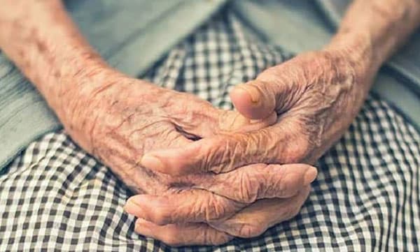 മരിച്ചുവെന്ന് ലോകം വിധി എഴുതി: 30 വര്ഷങ്ങള്ക്കു ശേഷം ആ വൃദ്ധ തിരികെ എത്തി