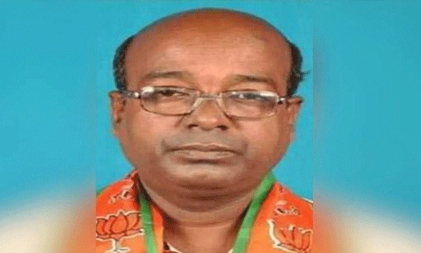 സഭാ നടപടികള്ക്കിടയില് നീലച്ചിത്രം കണ്ടു രസിച്ചു ; സ്വന്തം എംഎല്എയ്ക്ക് ഷോകോസ് നോട്ടീസ് നല്കി ബിജെപി