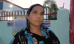 ഫേസ്ബുക്കിലൂടെ പരിചയപ്പെട്ട ഫ്രണ്ട് പറ്റിച്ചു, ഒന്നരലക്ഷം പോയി ; നാലു മക്കളുള്ള വീട്ടമ്മയെ ഭര്ത്താവ് ഫോണിലൂടെ മൊഴി ചൊല്ലി...!!