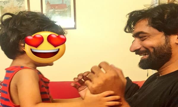 15 മിനുറ്റ് കാണാമെന്ന് കരുതി ചെന്നതാണ്, അതിപ്പോള് 10 വര്ഷമായി'; യുവതിയുടെ രസകരമായ ആദ്യത്തെ ഡേറ്റ് അനുഭവം വൈറല്