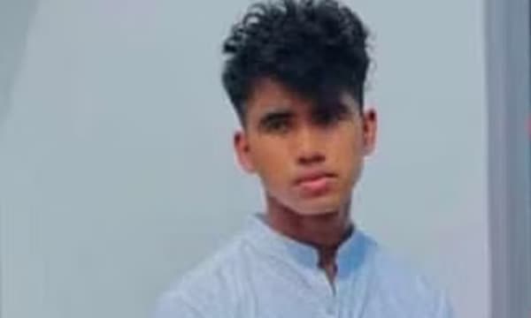 പോലീസ് പിന്തുടര്ന്നത് അപകടത്തിന് കാരണമെന്ന് ആരോപണം ; ചികിത്സയിലിരുന്ന വിദ്യാര്ത്ഥി മരിച്ചു ; കനത്ത പ്രതിഷേധവുമായി ലീഗ്