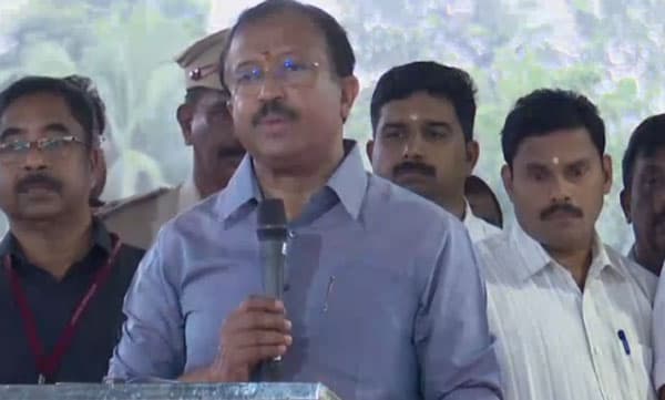 വന്ദേഭാരതിന് ചെങ്ങന്നൂരില് സ്റ്റോപ്പ്; പുതിയ ടൈംടേബില് വരുമ്പോള് യാത്രാബുദ്ധിമുട്ട് പരിഹരിക്കുമെന്ന് വി.മുരളീധരന്