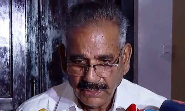 ഗുരുവായൂര് ആനക്കോട്ടയിലെ ആനകളെ പാപ്പാന്മാര് മര്ദിച്ച സംഭവം;ലൈസന്സ് റദ്ദാക്കാന് ശുപാര്ശ നല്കിയതായി വനം മന്ത്രി