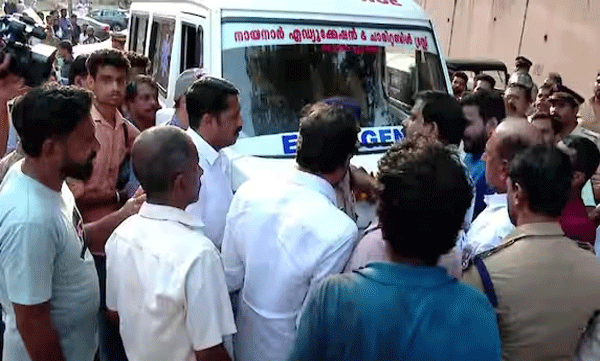 കാട്ടുപോത്തിന്റെ ആക്രമണത്തില് കര്ഷകൻ കൊല്ലപ്പെട്ട സംഭവം; നഗരത്തില് വ്യാപക പ്രതിഷേധം