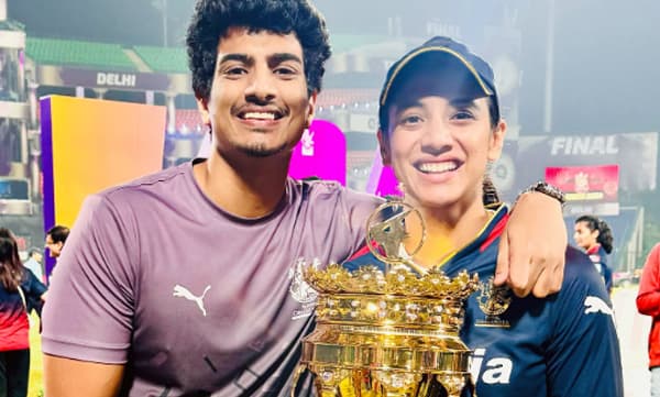photo-www.instagram.com/palash_muchhal/