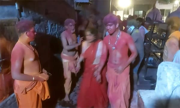ഉജ്ജൈയ്നിലെ മഹാകാലേശ്വര് ക്ഷേത്രത്തില് ഹോളി പൂജയ്ക്കിടെ തീപിടുത്തം; 14 പൂജാരിമാര്ക്ക് പൊള്ളലേറ്റു