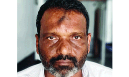 വിദേശത്ത് ജോലി വാഗ്ദാനം ചെയ്ത് തട്ടിയത് കോടികള് ; ചോക്കോ വൈറ്റ് ചോക്ളേറ്റ് ഫാക്ടറിയുടെ പേരില് ഓഫര്ലെറ്റര് ; വെറും എട്ടാംക്ലാസ്സ് മാത്രമുള്ള പ്രതി ചമഞ്ഞത് മാനേജിംഗ് ഡയറക്ടറായി