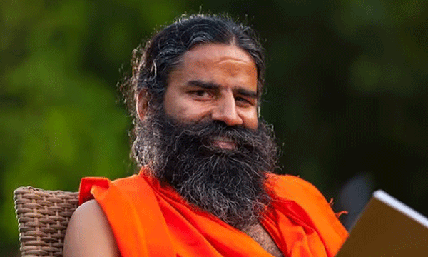 ബാബാ രാംദേവിന്റെയും ആചാര്യ ബാലകൃഷ്ണയുടെയും പെരുമാറ്റം അത്ര നിഷ്കളങ്കമല്ല ; കോവിഡ് മുതല് കത്തു വരെ; പതഞ്ജലിയെ കോടതി കയറ്റിയതിന് കാരണങ്ങള് പലതാണ്