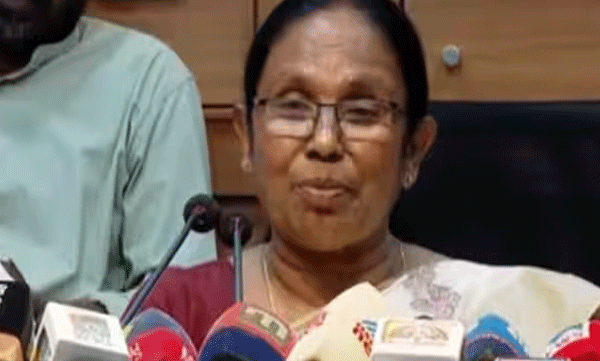 സൈബർ ആക്രമണത്തിനെതിരെ പറഞ്ഞതൊന്നും മാറ്റിപ്പറഞ്ഞിട്ടില്ല; തെളിവ് കൊടുക്കേണ്ടിടത്ത് കൊടുക്കും- കെ കെ ശൈലജ