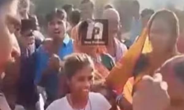 അമ്മായിയമ്മയും മരുമകനും തമ്മില് അവിഹിത ബന്ധം: കയ്യോടെ പിടികൂടി കല്ല്യാണം നടത്തി നാട്ടുകാര്