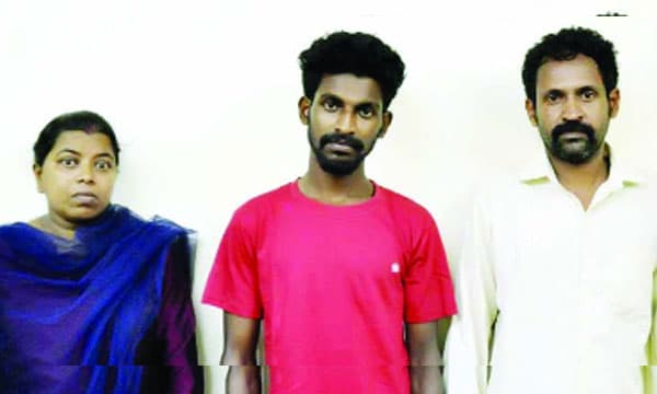 ക്രൂരമായി മര്ദ്ദിച്ച് പോയ പ്രതികള് തിരിച്ചുവന്ന് രാജേഷിന്റെ ഫോട്ടോയുമെടുത്തു ; ക്വട്ടേഷനാണെന്ന് പോലീസ് തിരിച്ചറിഞ്ഞത് ഇതില് നിന്നും ; പ്രതികളുടെ ബാറിലെ ബില് അടച്ചതും സ്മിത