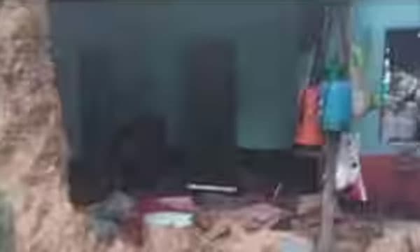 അതിശക്തമായ മഴയില് വീടിന്റെ ഭിത്തിയിടിഞ്ഞുവീണു ; പാലക്കാട് അമ്മയ്ക്കും മകനും ദാരുണാന്ത്യം