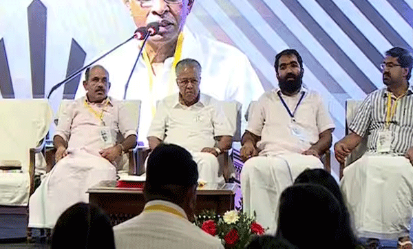 അവിശ്രമം എന്ന പദത്തിന് പര്യായമായ ജീവിതം; ജനത്തെ സ്പര്ശിച്ച നേതാവ് :പിണറായി