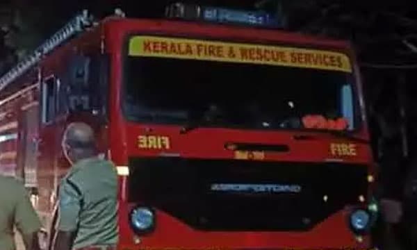 കുടുംബകലഹം മൂത്തപ്പോള് ഗൃഹനാഥന് കിണറ്റില് കല്ലെടുത്തിട്ട് അടുത്തവീടിന്റെ തിണ്ണയില് കിടന്നുറങ്ങി ; വീട്ടുകാര് വിളിച്ച ഫയര്ഫോഴ്സ് കിണറ്റില് മൂന്നുമണിക്കൂര് തപ്പി വലഞ്ഞു സ്ഥലം വിട്ടു