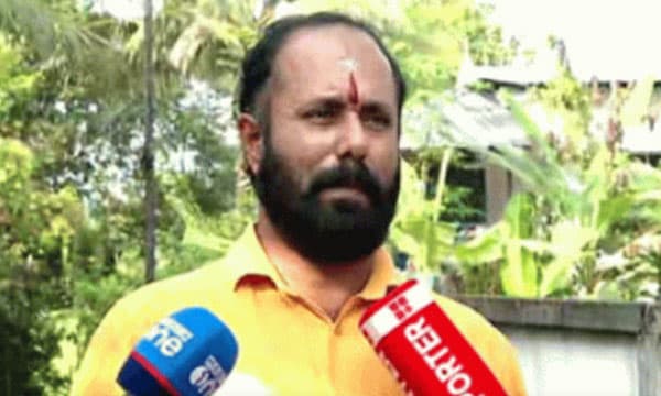ധര്മ്മരാജ് വരുമ്പോള് ബിജെപി അദ്ധ്യക്ഷന് ഓഫീസില് ഉണ്ടായിരുന്നു; ആരോപണങ്ങളില് ഉറച്ചുനില്ക്കുന്നെന്ന് സതീശ്