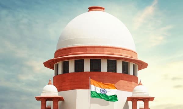 പള്ളിത്തര്ക്ക കേസ്: ആറു പള്ളികള് ഓര്ത്തഡോക്സ് സഭയ്ക്ക് കൈമാറണമെന്ന് സുപ്രീംകോടതി