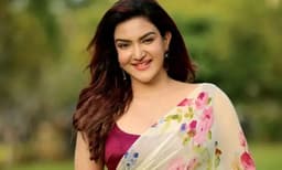 നടി ഹണിറോസിന് ഫേസ്ബുക്കില് അശ്ളീല കമന്റ് ; ആദ്യ അറസ്റ്റ് രേഖപ്പെടുത്തി പോലീസ്