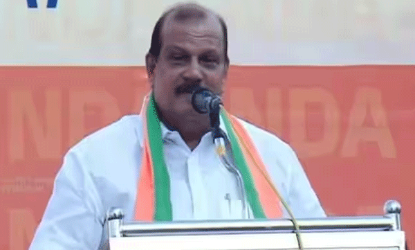 വിദ്വേഷ പരാമര്ശ കേസ്; പിസി ജോര്ജിന് ആശ്വാസം, മുൻകൂര് ജാമ്യം അനുവദിച്ചു, പൊലീസിനോട് വിശദീകരണം തേടി