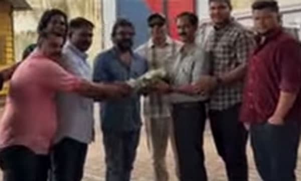 റിട്ടയര്മെന്റ് പാര്ട്ടി വിവാദത്തില് ; കാക്കനാട് ജയിലില് ഗുണ്ടകള്ക്ക് വെല്ഫെയര് ഉദ്യോഗസ്ഥന്റെ വിരുന്ന്