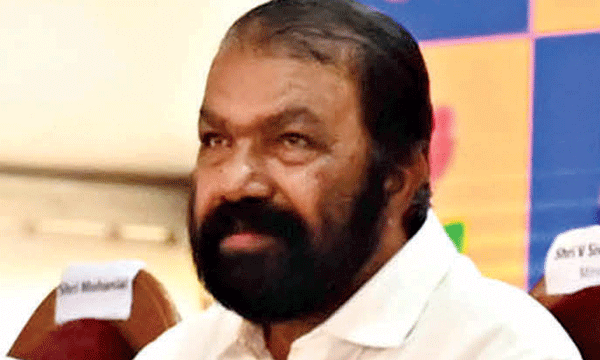 അനുനയനീക്കവുമായി സിപിഎം ; എംഎന് സ്മാരകം സന്ദര്ശിച്ച് വിദ്യാഭ്യാസമന്ത്രി