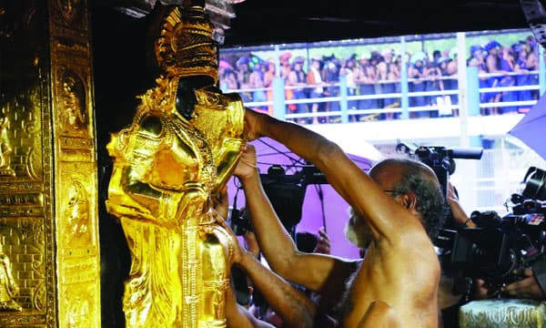 കെ എസ് ബൈജു മാറി നിന്നത് മനപ്പൂര്വ്വമെന്ന് സംശയം ; സ്വര്ണ്ണക്കൊള്ളയിലെ രണ്ടു കേസുകളിലും പങ്ക്?