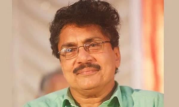 പാലക്കാട്ടെ പ്രധാനനേതാവ് ഇനി വെളിയില് ; പി.കെ. ശശിയെ സിപിഐഎമ്മില് നിന്നും പുറത്താക്കി