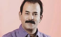 രമേഷ് പിഷാരടിക്ക് ആശംസ, പക്ഷേ ജയിക്കുന്നത് ശോഭ ; ഒറ്റപ്പാലത്തെ ക്ളൈമാക്സില് വമ്പന് ട്വിസ്റ്റുകള് ഉണ്ടാകുമെന്ന് മേജര്രവി